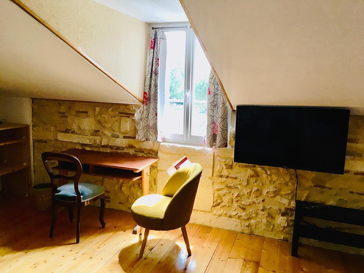 Chambre Lit Queen-Size - Vue sur Jardin