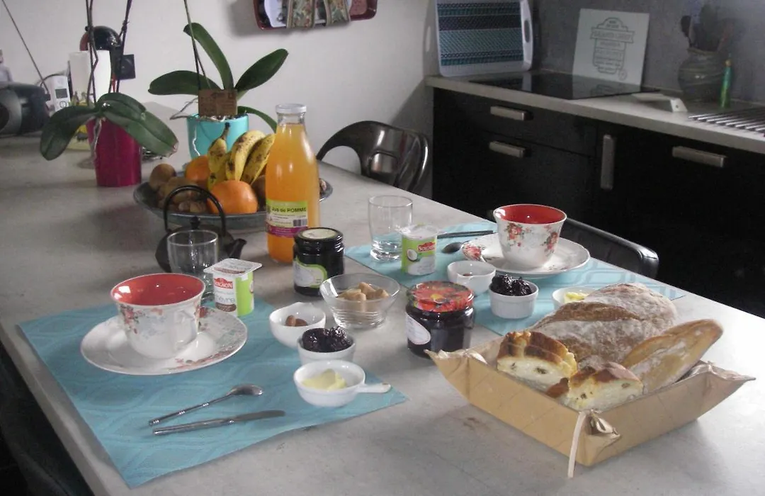 Le Bonheur A Portee De Mains-1